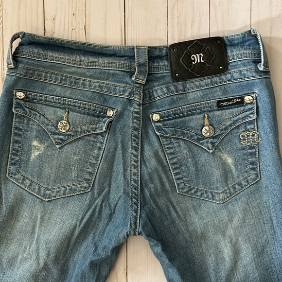 Miss Me | Light Wash Ankle Skinny Jeans - Picture 2 of 6